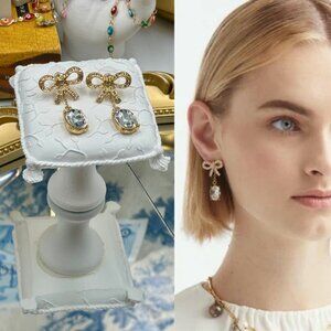 🆕 OSCAR DE LA RENTA 🧿 NWOT Sparkle & Dangling Bow Earrings